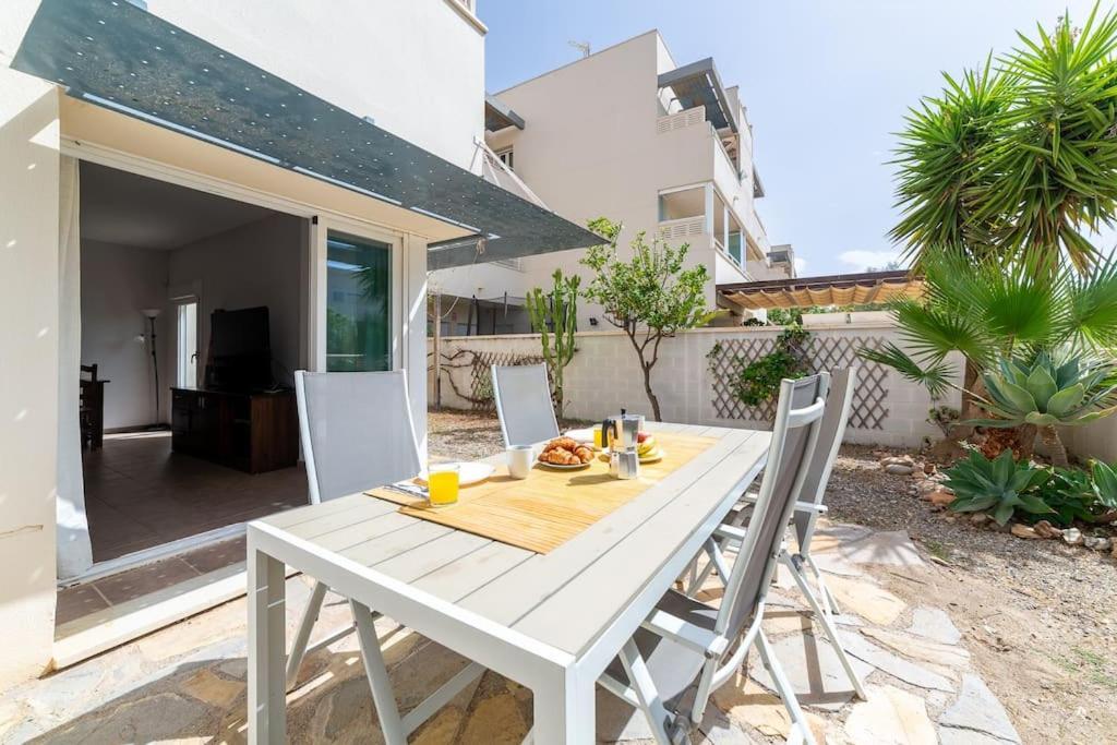 Trendy Homes Toyo Golf Almeria Bagian luar foto