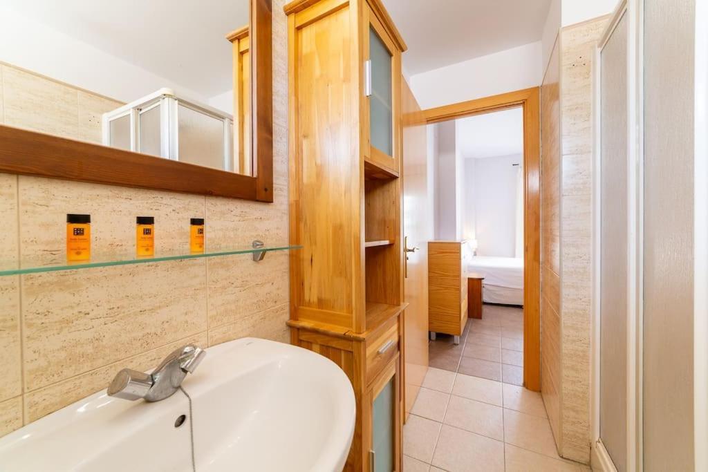 Trendy Homes Toyo Golf Almeria Bagian luar foto