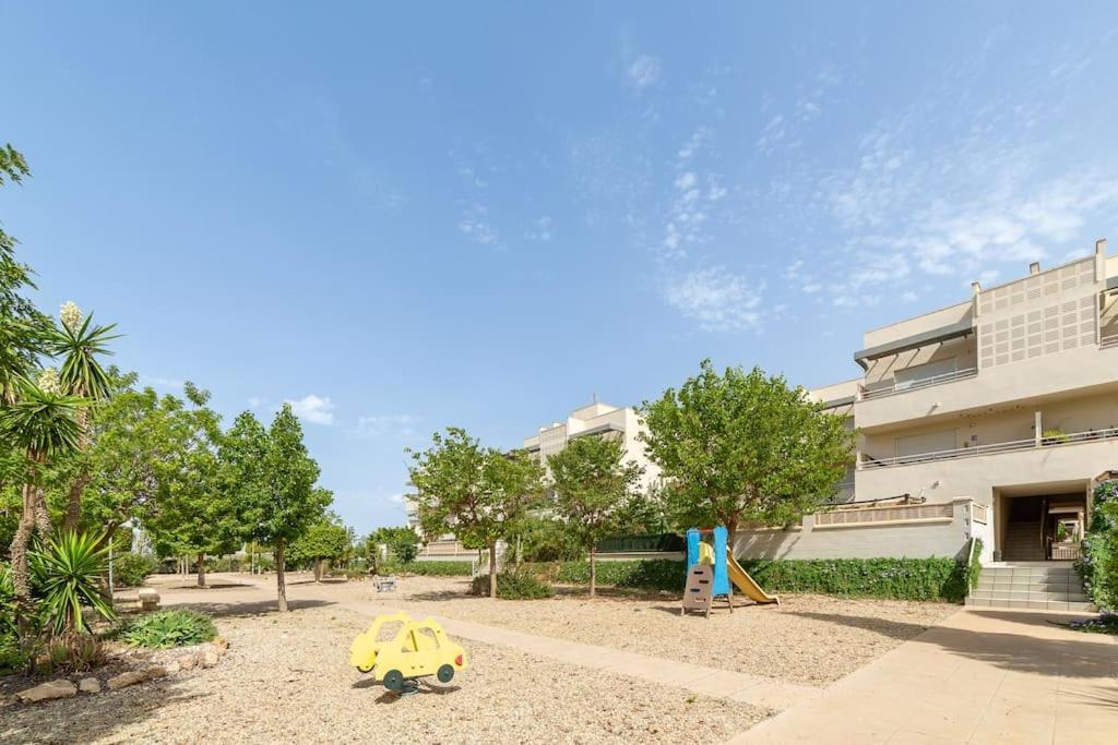Trendy Homes Toyo Golf Almeria Bagian luar foto